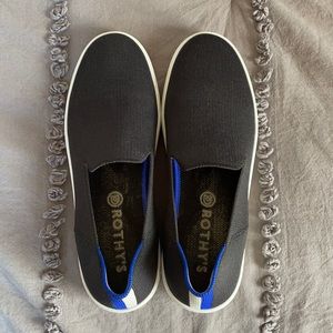 Rothys Size 9 black sneaker